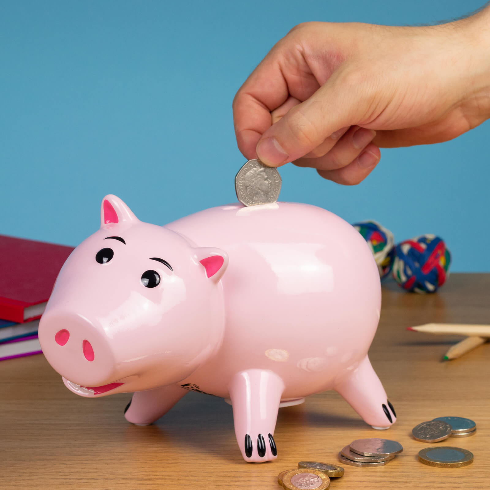 How to save money by building a budget